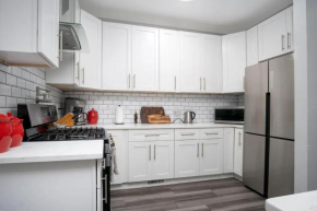 Beautiful 4 Bedroom House Near Downtown Columbus with Garage Parking and Backyard